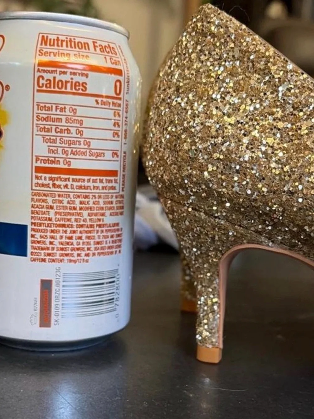 SOLD Women's Gold Glitter Pointed Toe Heels